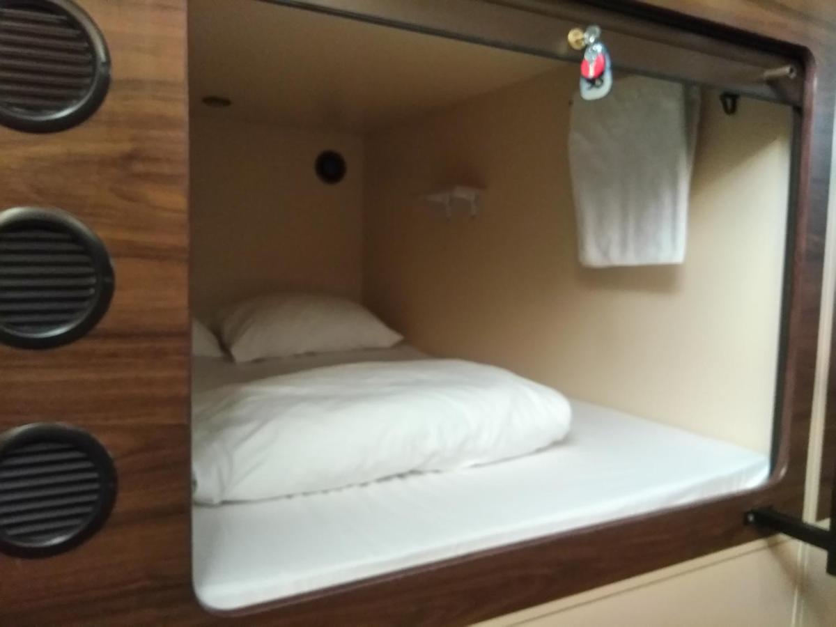 Capsule Hotel Interqube Tretyakovskaya Moskva Exteriér fotografie